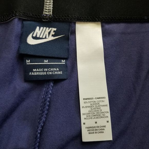 Nike Purple Northern Lights Tights Size Medium NWOT - Picture 3 of 8